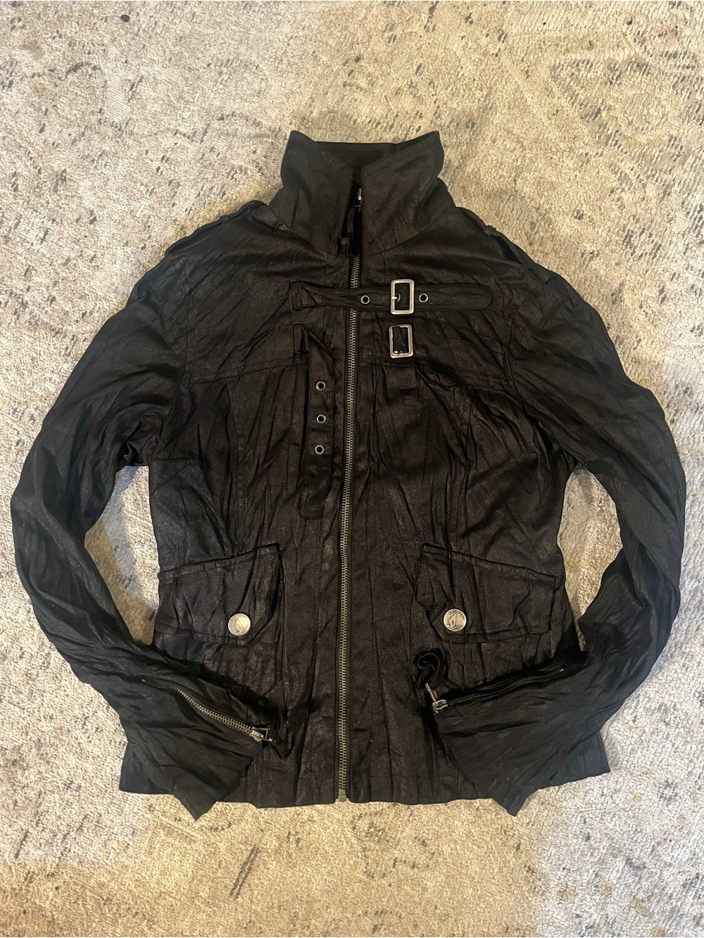 Frizz Japan buckle black zip up